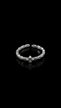 QUATREFOIL RING