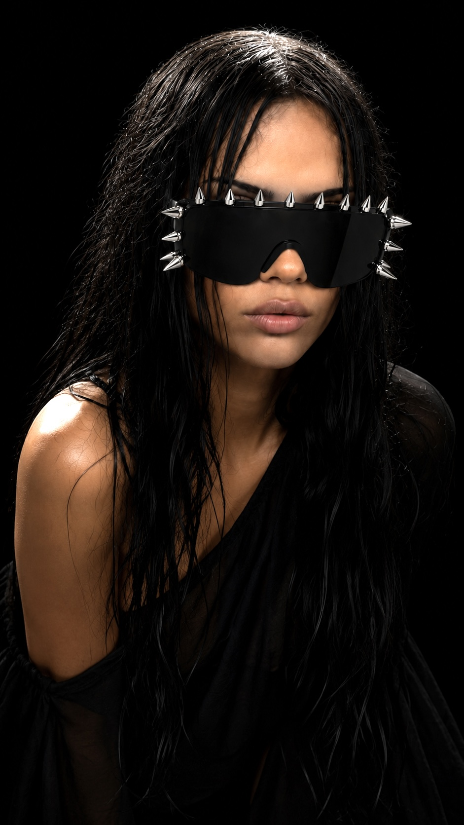 RIVET SUNGLASSES